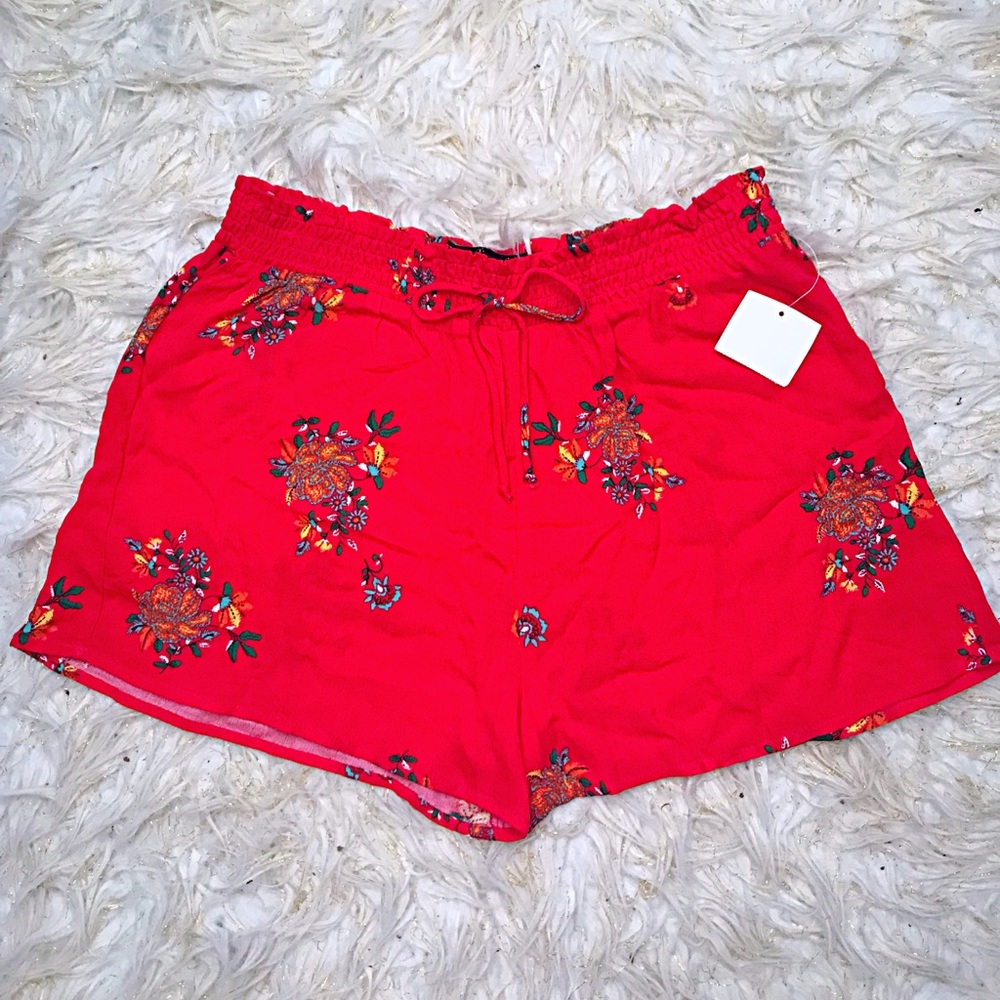 Red Floral Shorts- Tilly’s, XL